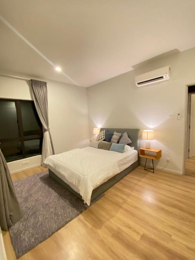 Faizal Madhi Homestay 古晋 外观 照片